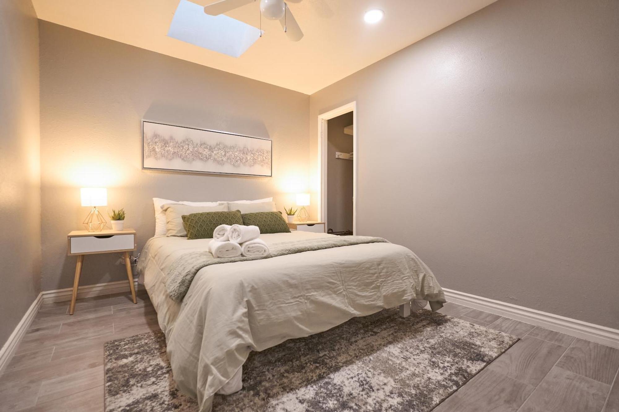 Cozy With Spa, Arcade, Near & Expo Anaheim