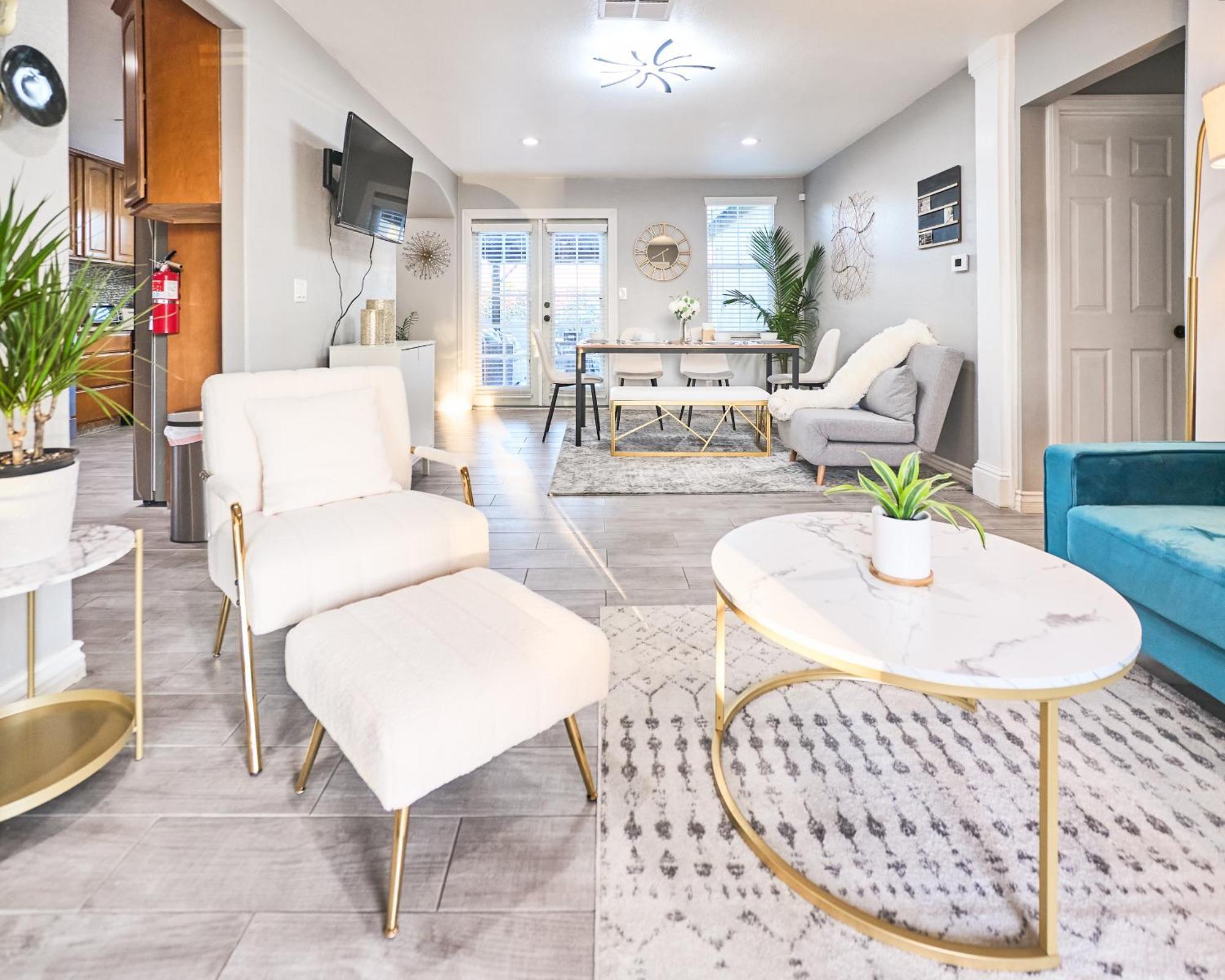 Cozy With Spa, Arcade, Near & Expo Holiday home Anaheim