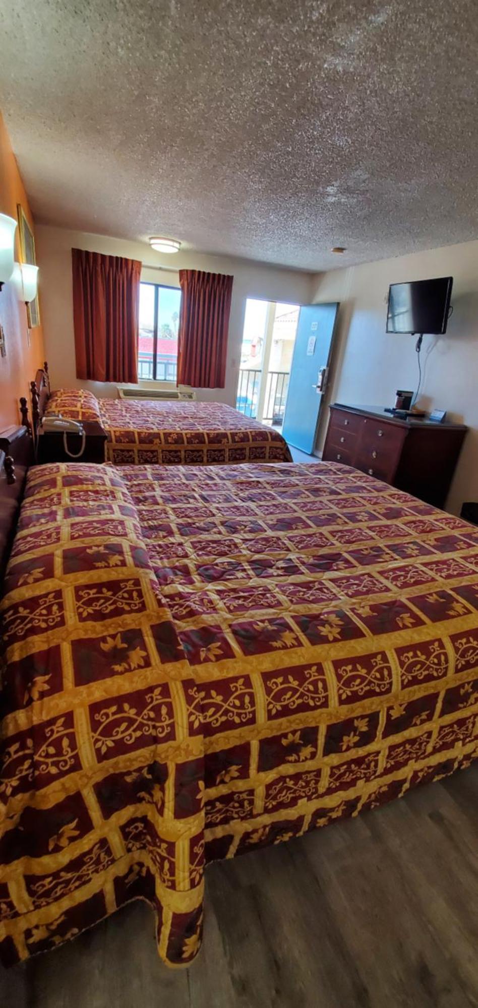 Motel National