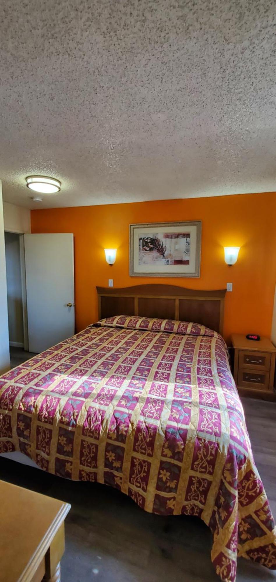 Motel National