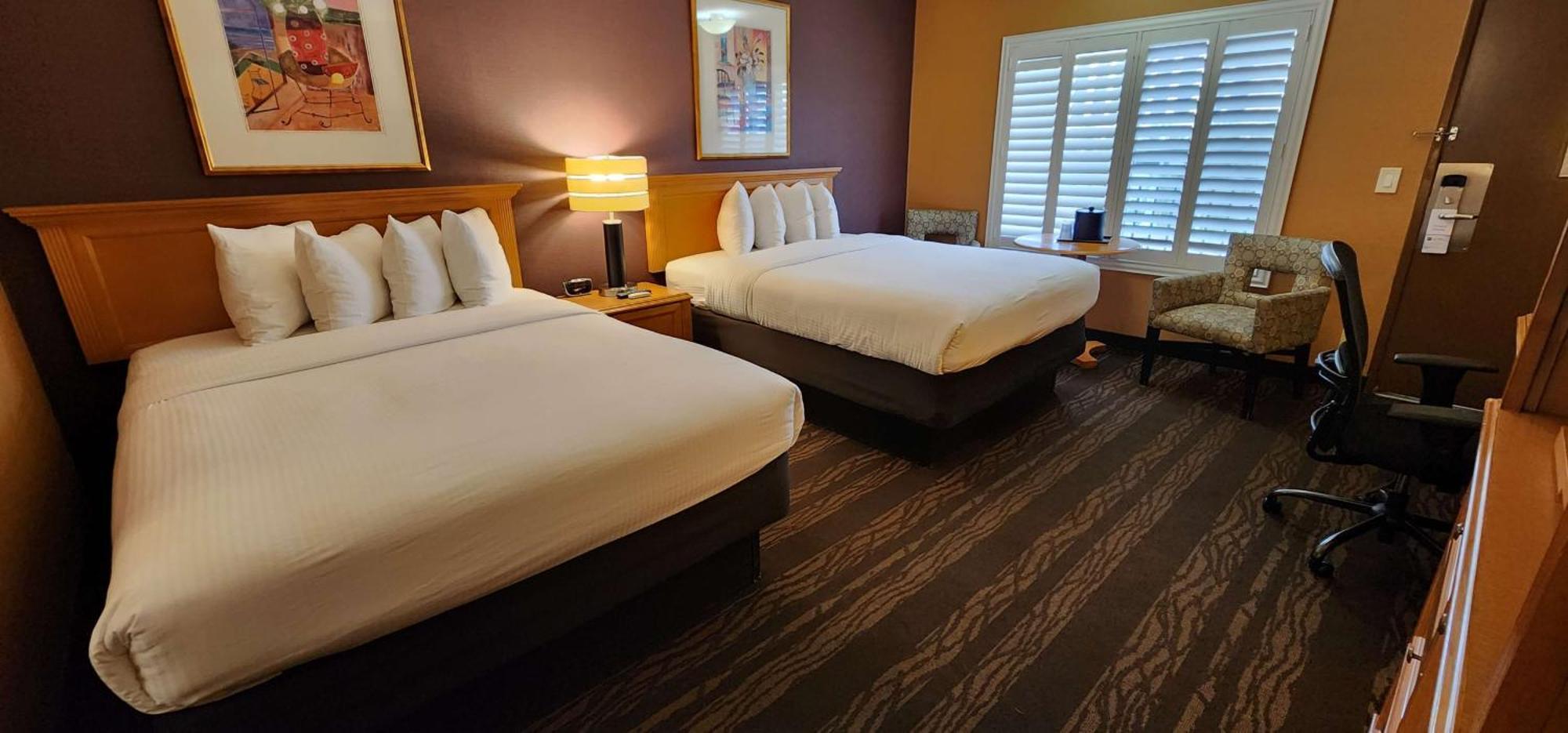 Western Stovall's 3* Anaheim