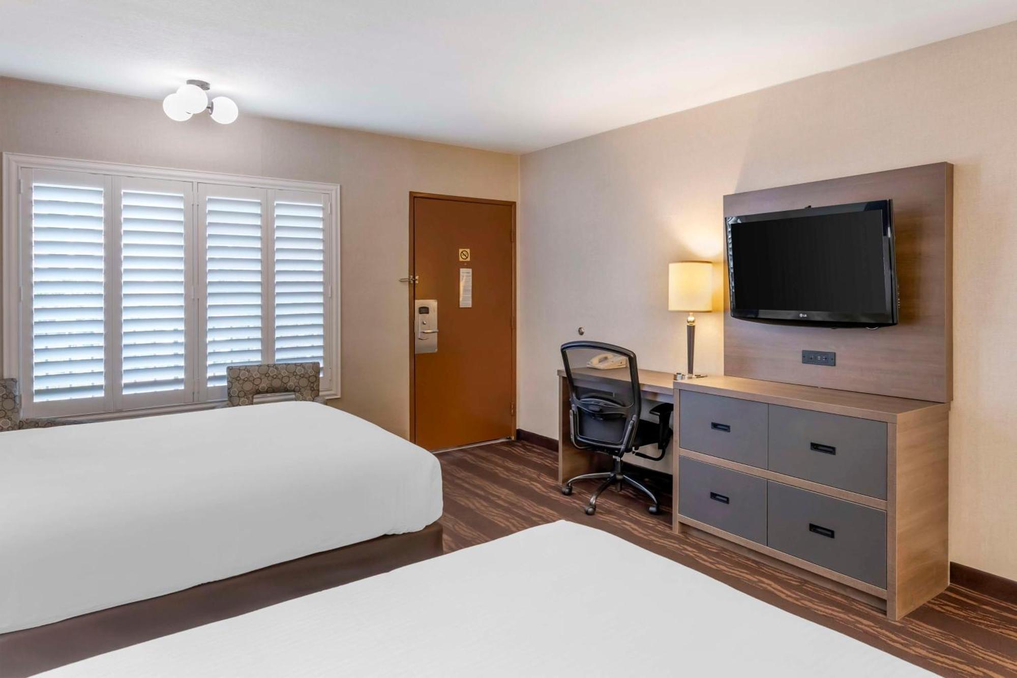Western Stovall's Hotel 3*