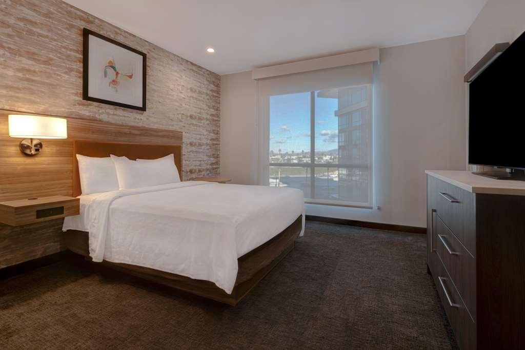 Hotel Home2 By Hilton 3*