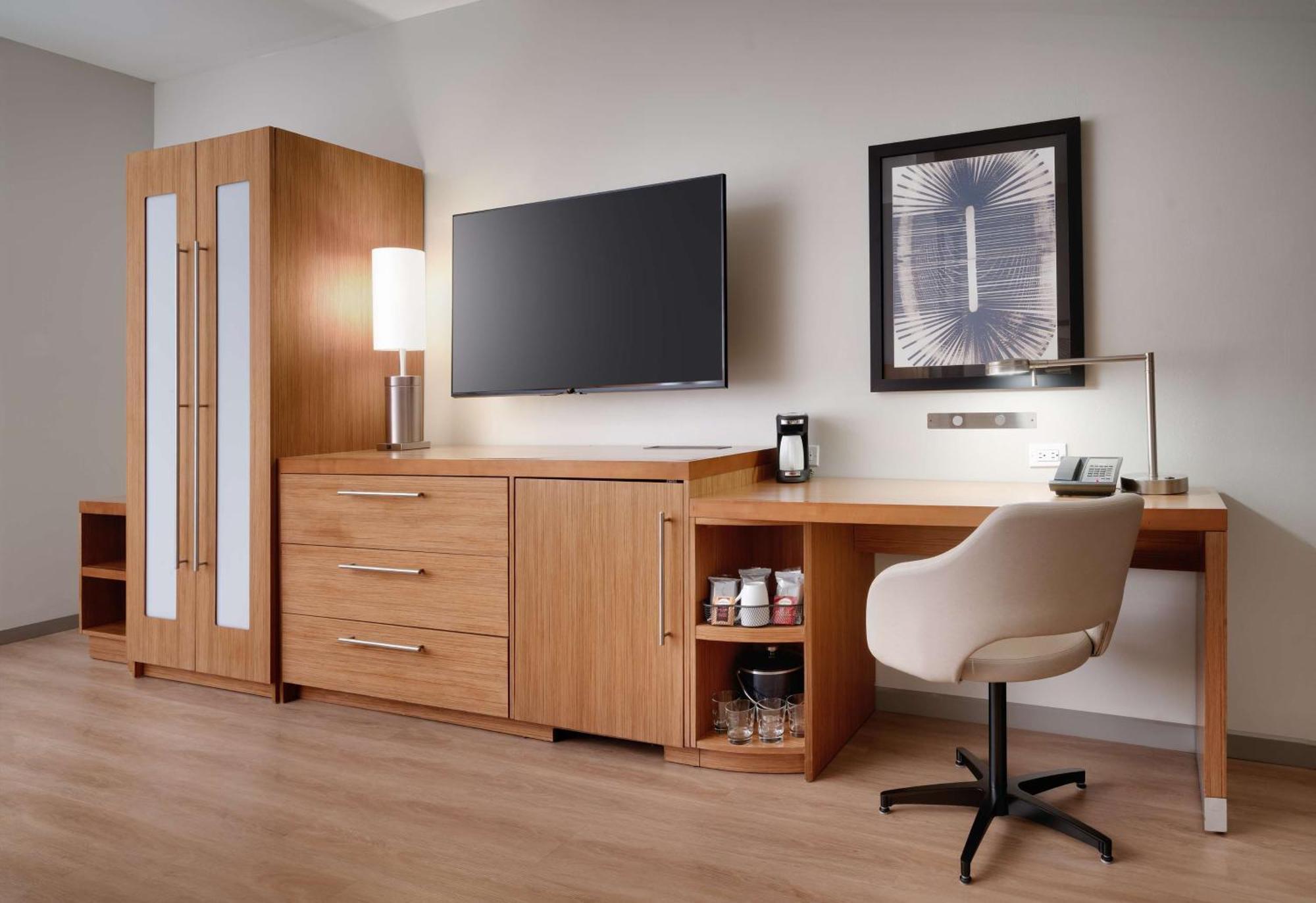 Hyatt Place At / Convention Center Hotel Anaheim