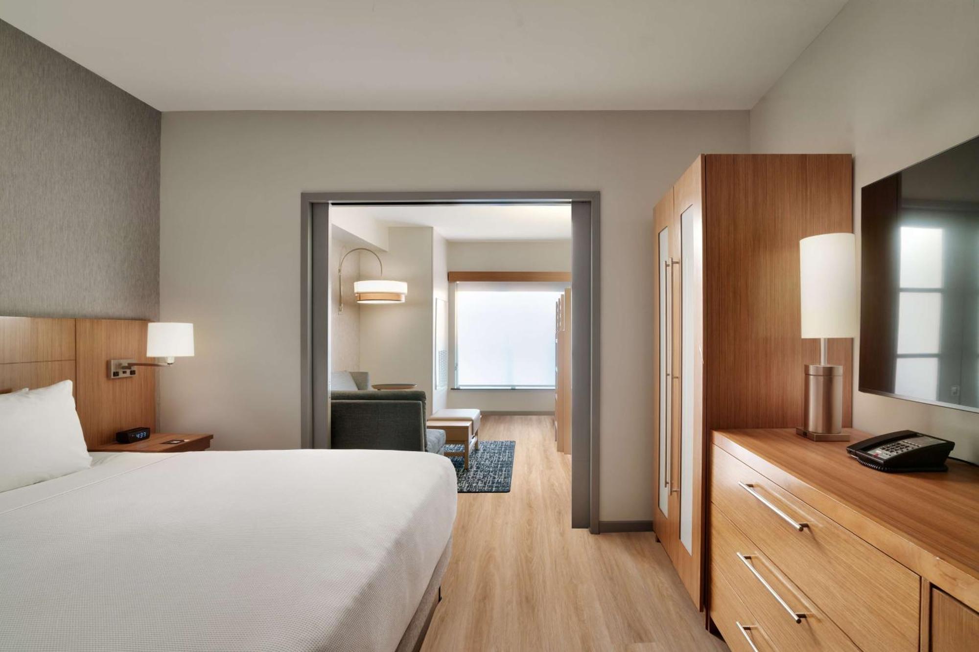 Hyatt Place At / Convention Center Anaheim
