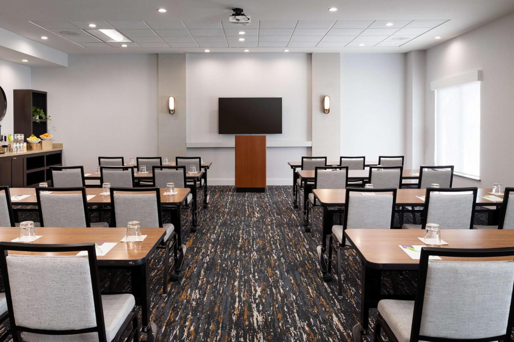 Hotel Hyatt Place At / Convention Center Anaheim