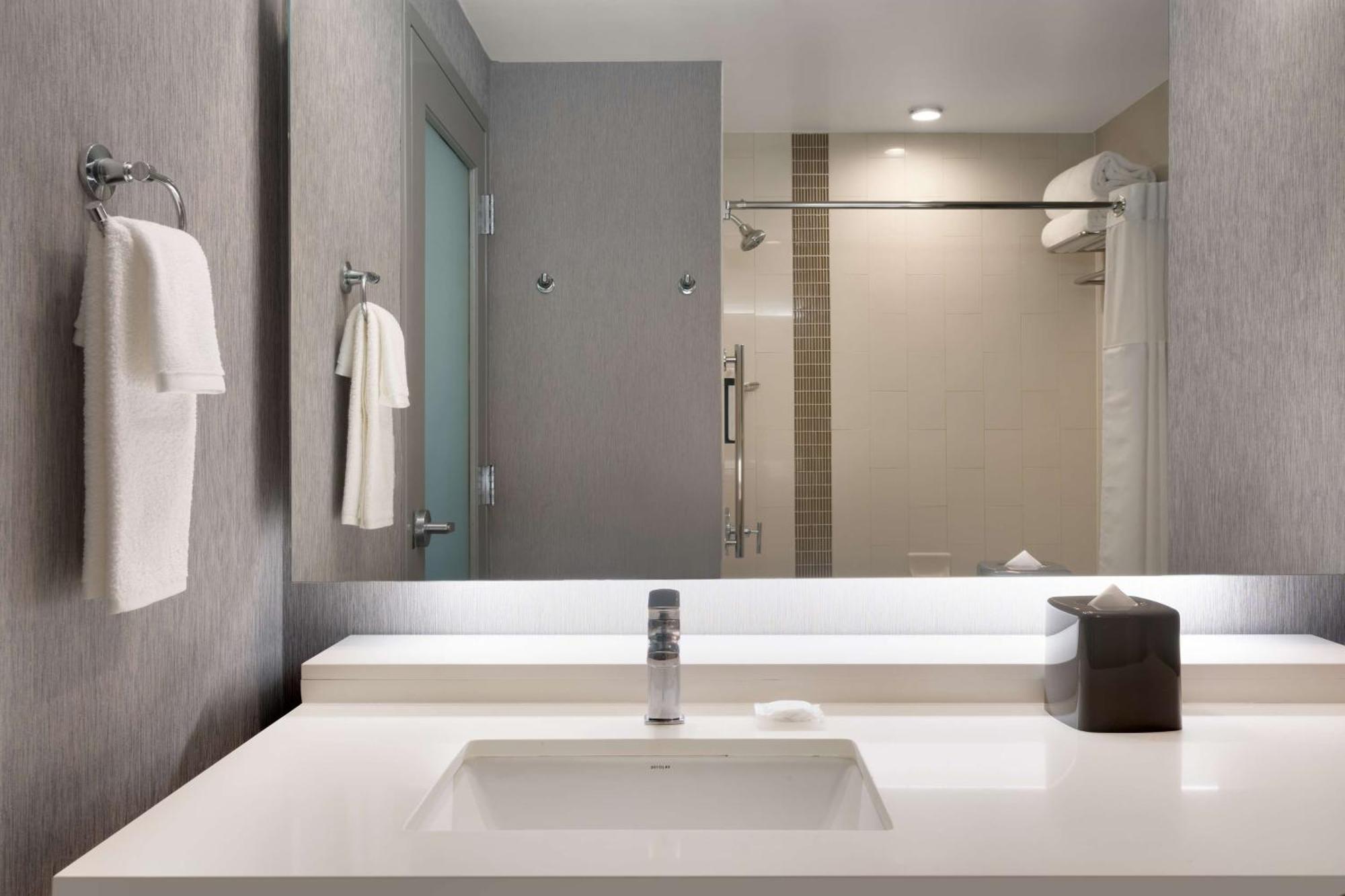 Hyatt Place At / Convention Center 3* Anaheim