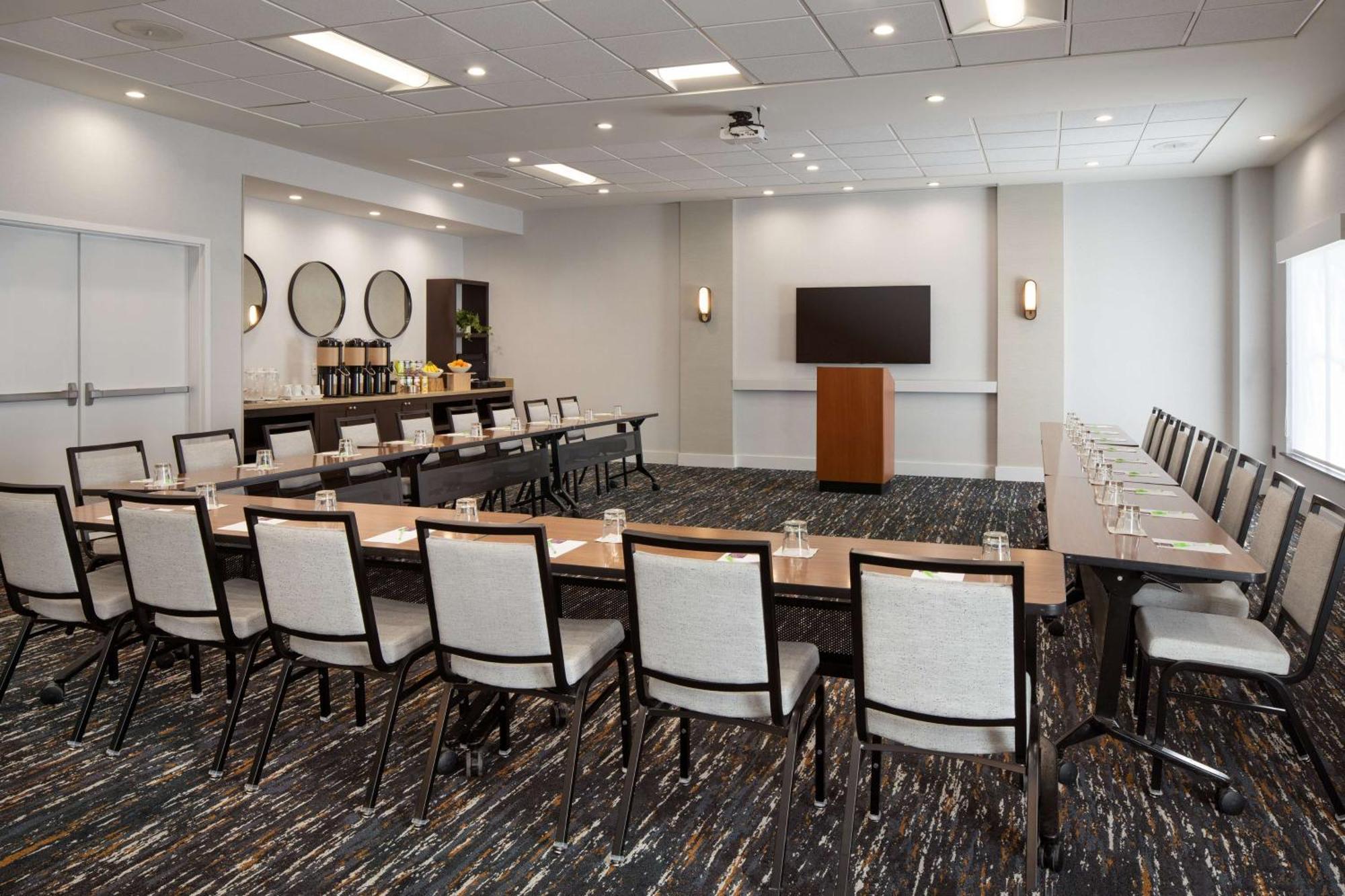 Hyatt Place At / Convention Center