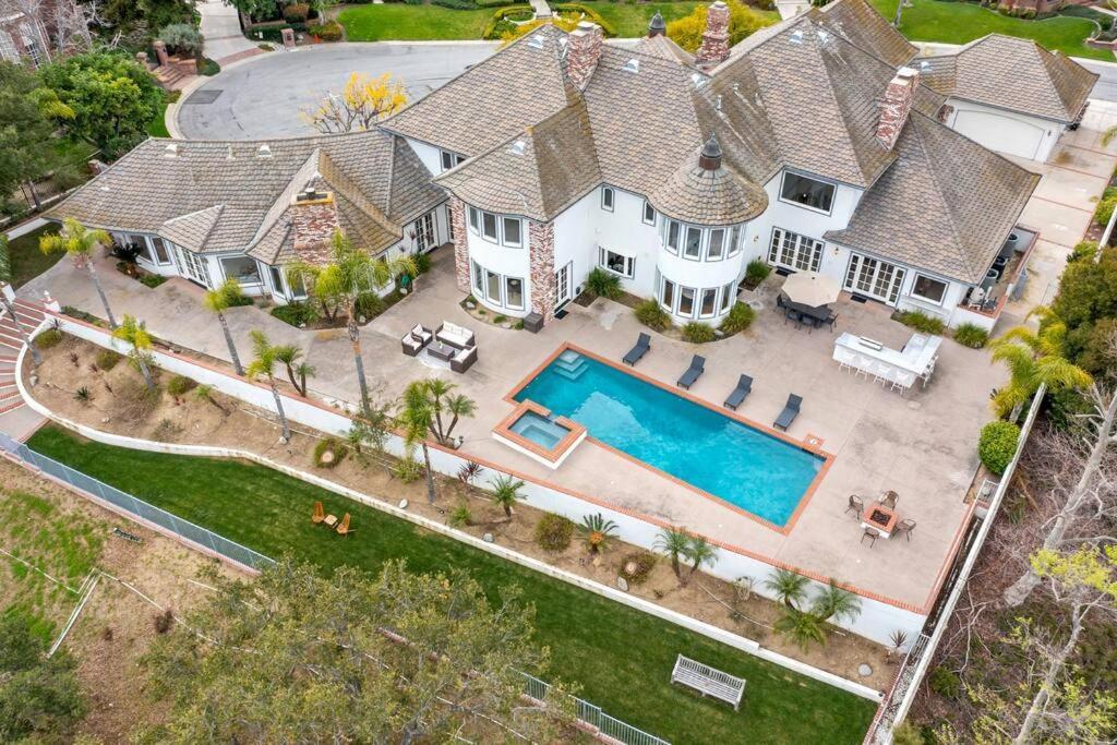 Luxury Oasis With Panoramic Views Anaheim