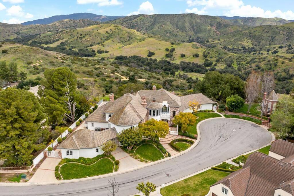 Luxury Oasis With Panoramic Views Villa *