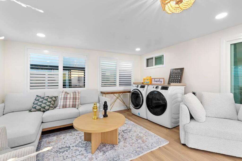 Modern Stay- Minutes To Disney& Family Fun Villa *