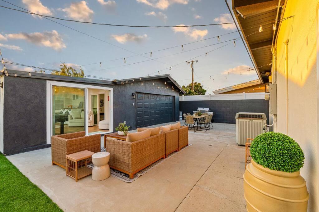 Villa Modern Stay- Minutes To Disney& Family Fun *