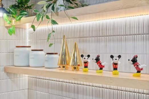 Modern Stay- Minutes To Disney& Family Fun