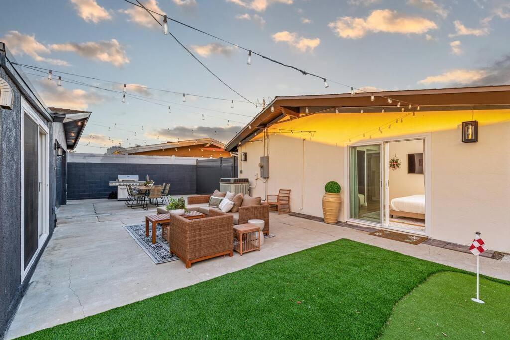 Villa Modern Stay- Minutes To Disney& Family Fun *