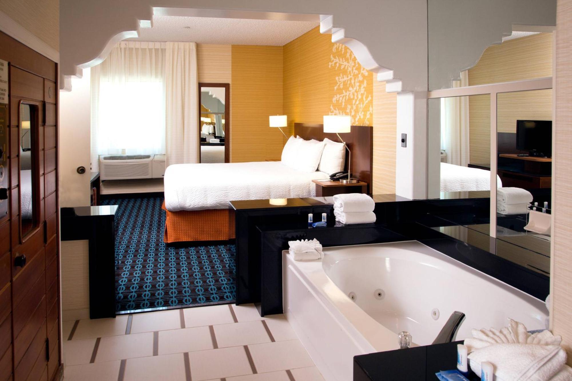 Hotel Fairfield Hills Orange County 3*