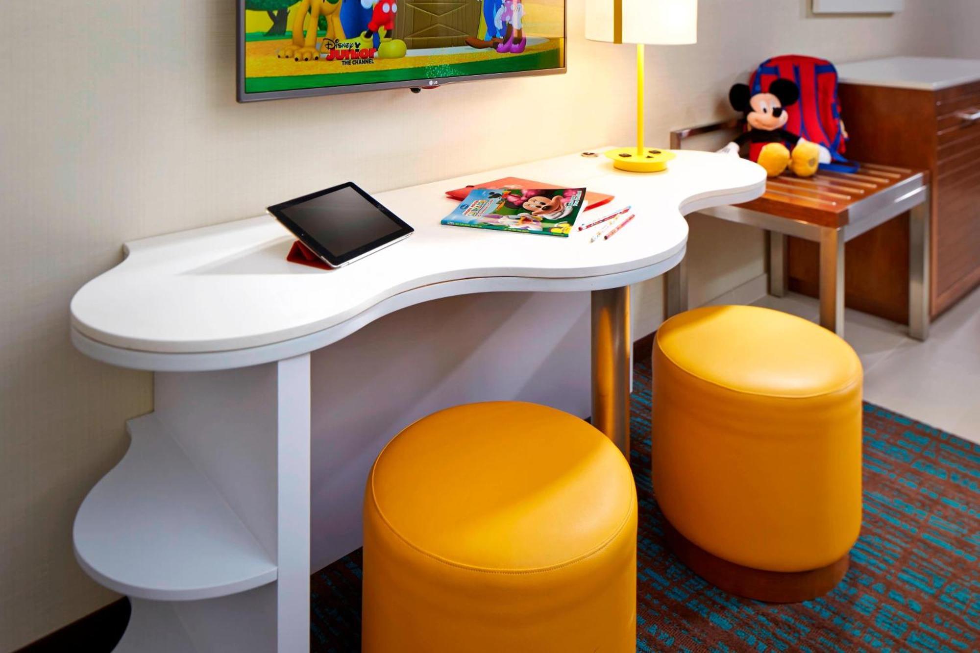 Springhill By Marriott At Area/convention Center
