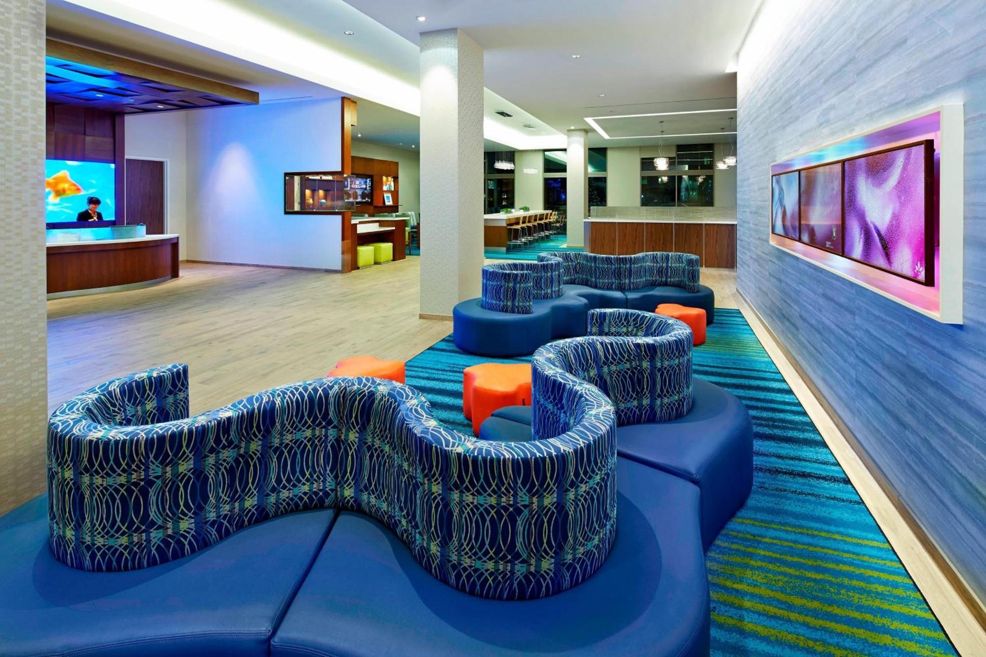 Springhill By Marriott At Area/convention Center Hotel