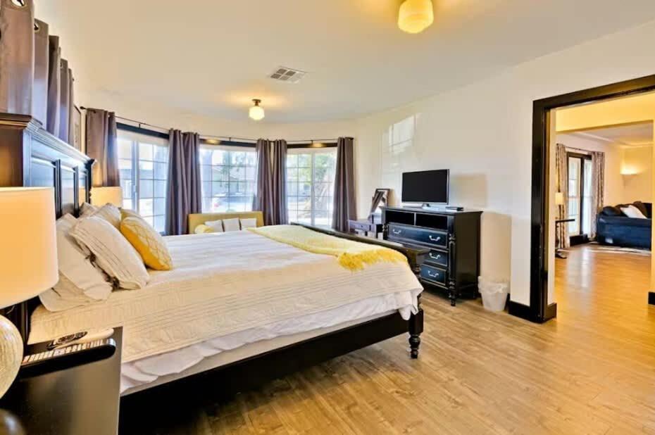 Peaceful Retreat In Anaheim-close To Holiday home