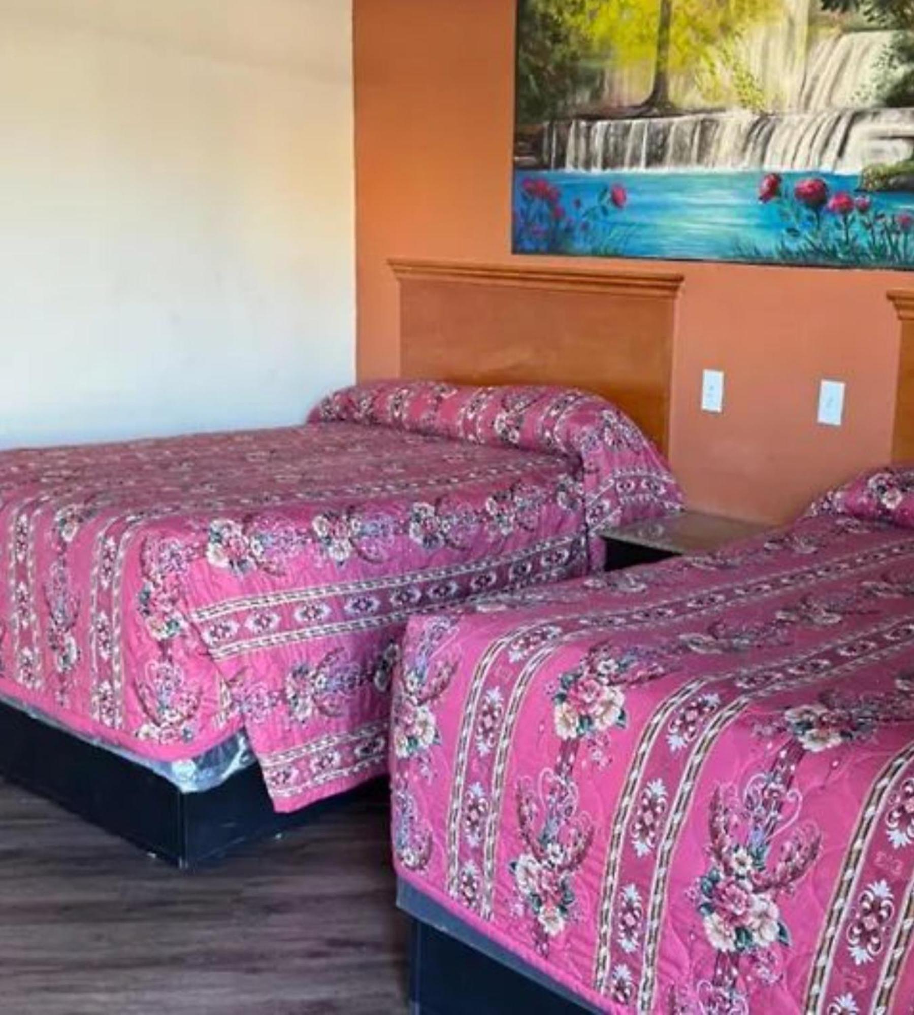 Robinhood West Motel Anaheim