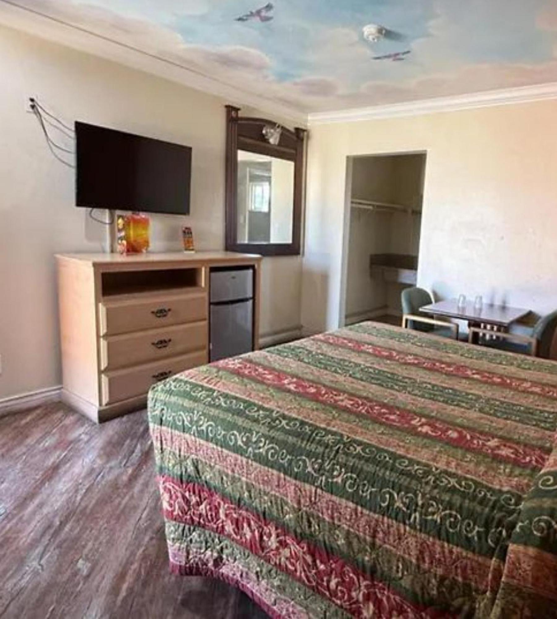 Motel Robinhood West Anaheim