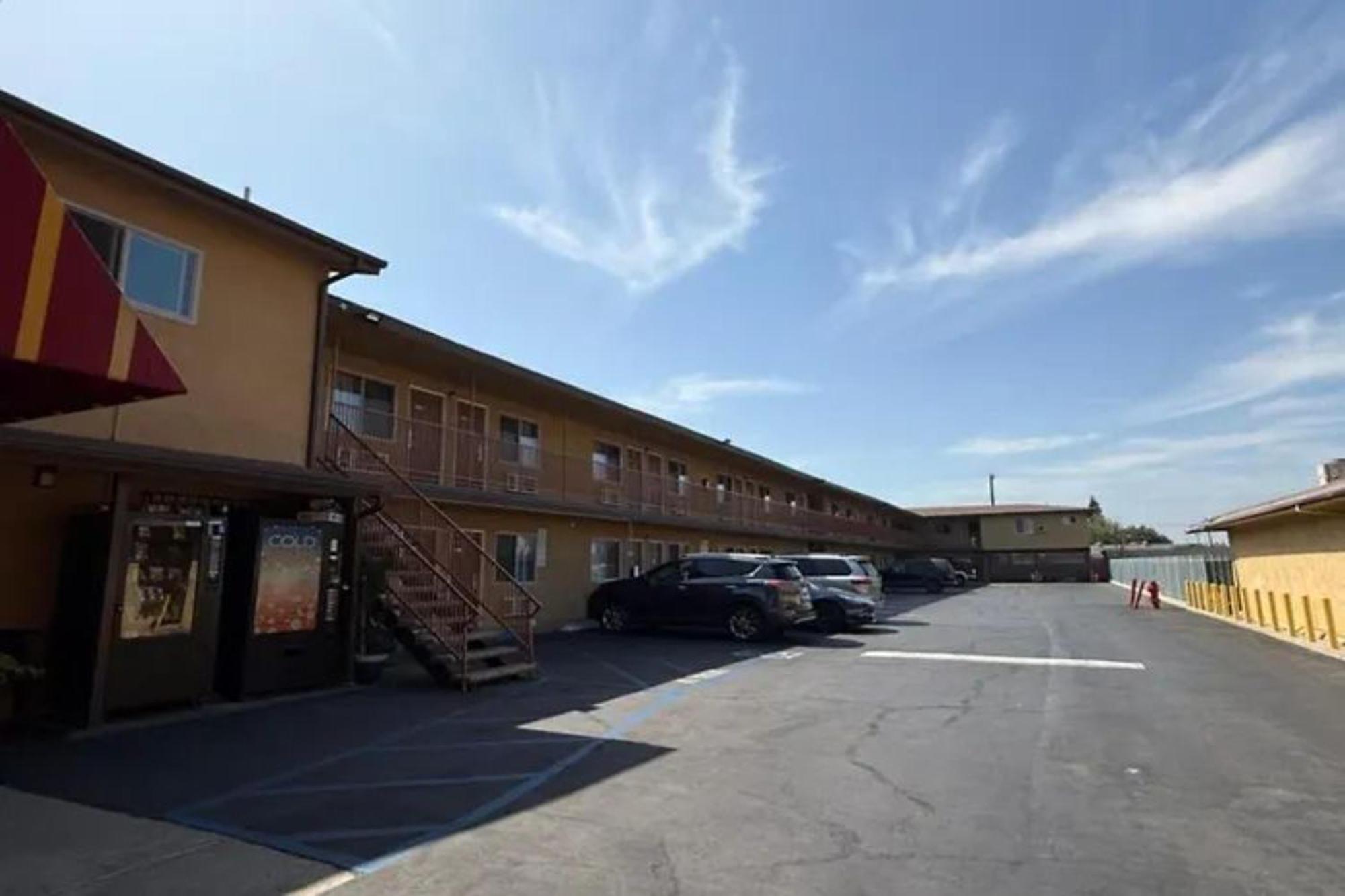 Motel Robinhood West