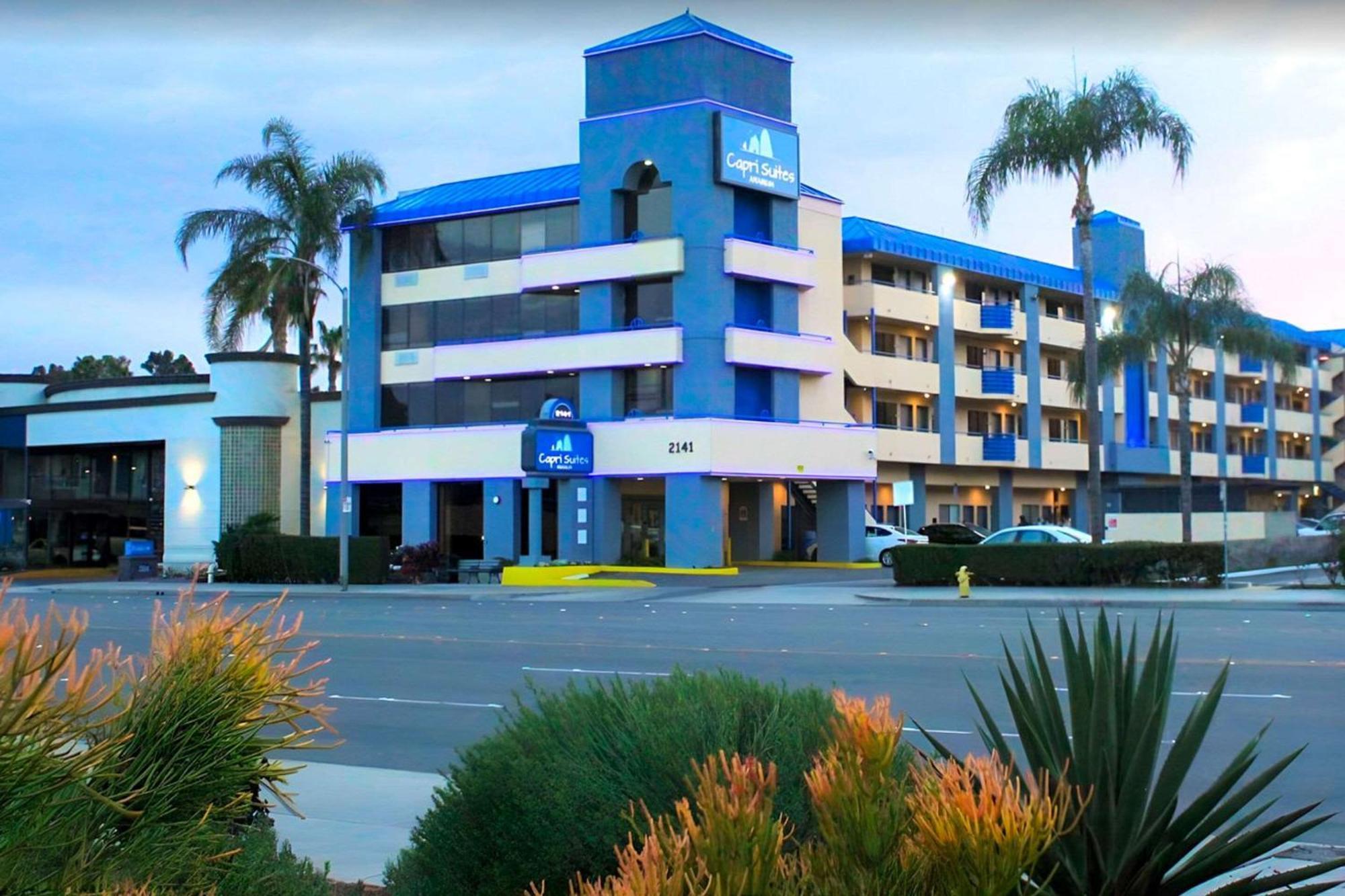 Hotel Capri 2*