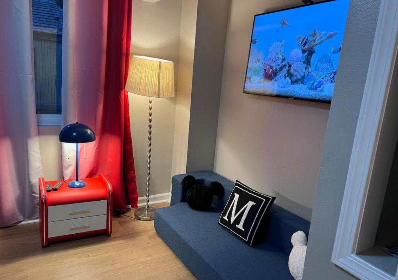 Magicwayvillas Mick's Clockhouse Pool & - Walk To Disneyland Holiday home