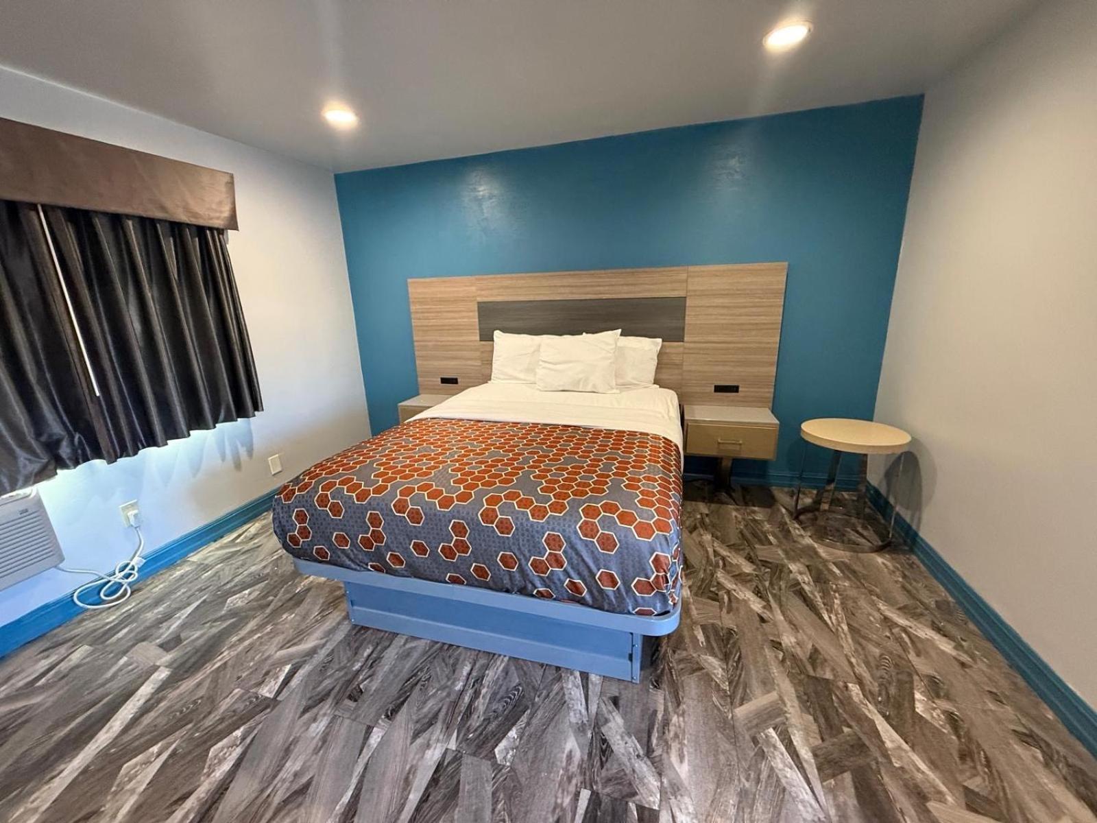 Hotel Travel 3*