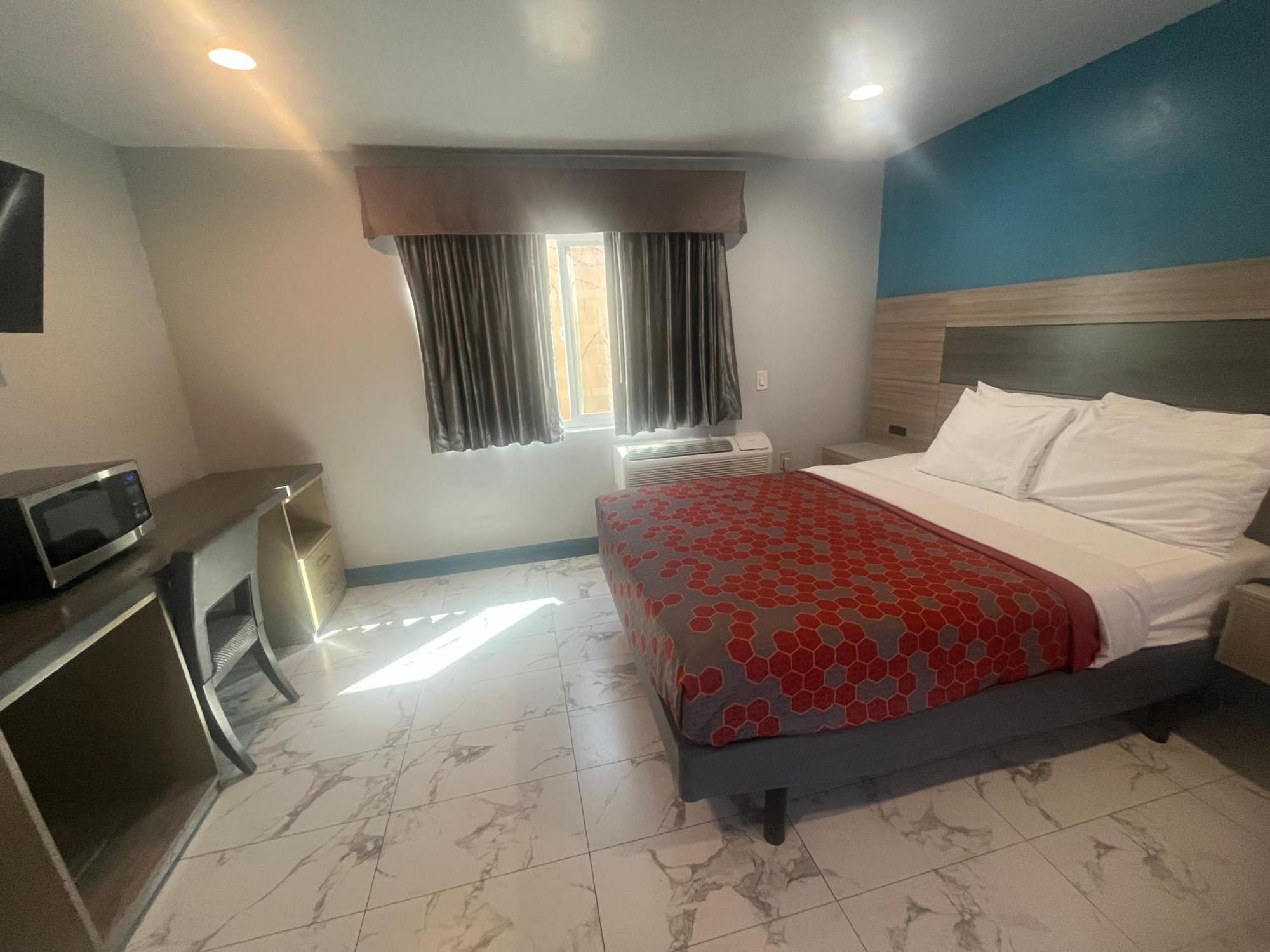 Travel Hotel