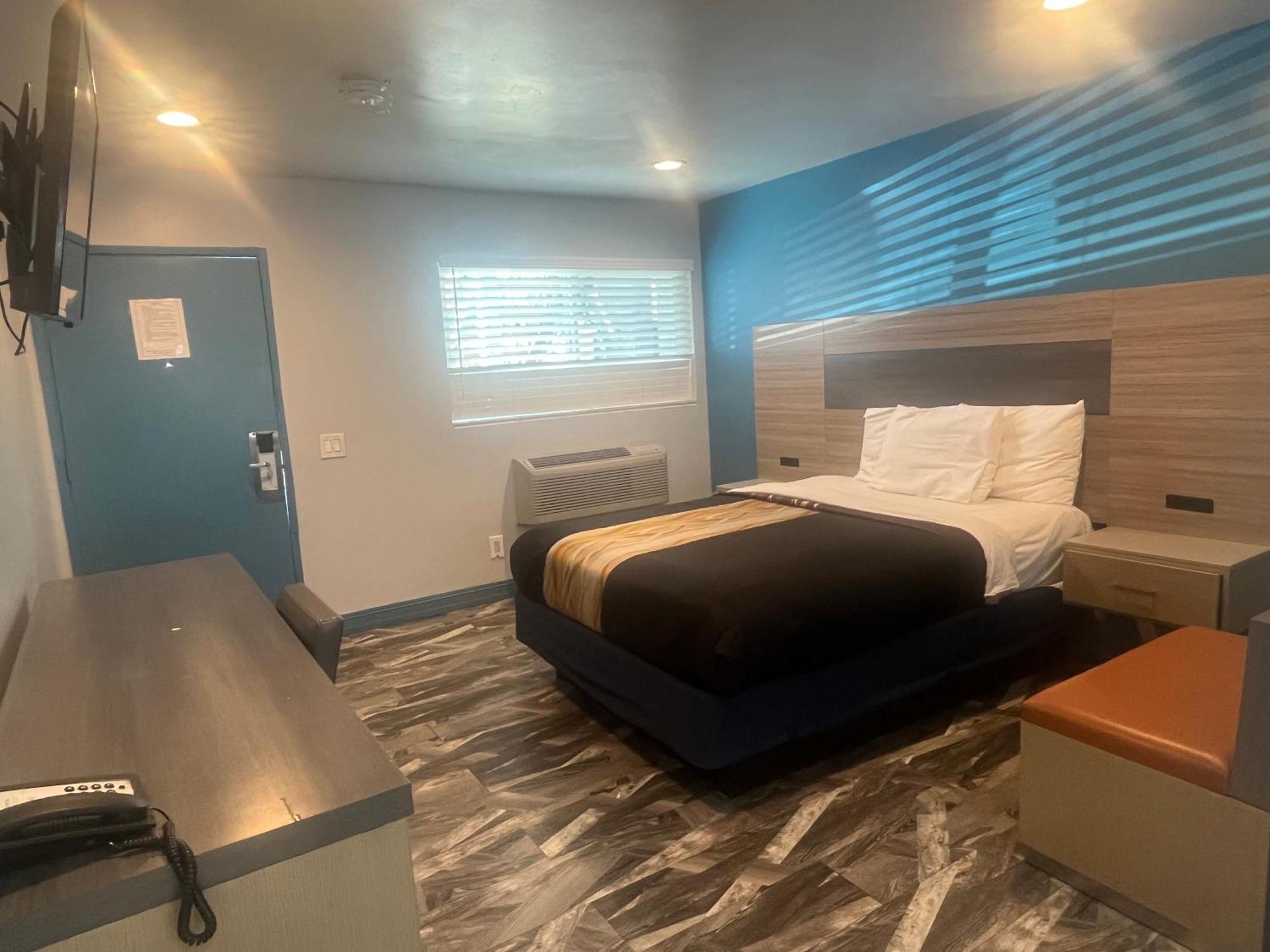 Hotel Travel Anaheim