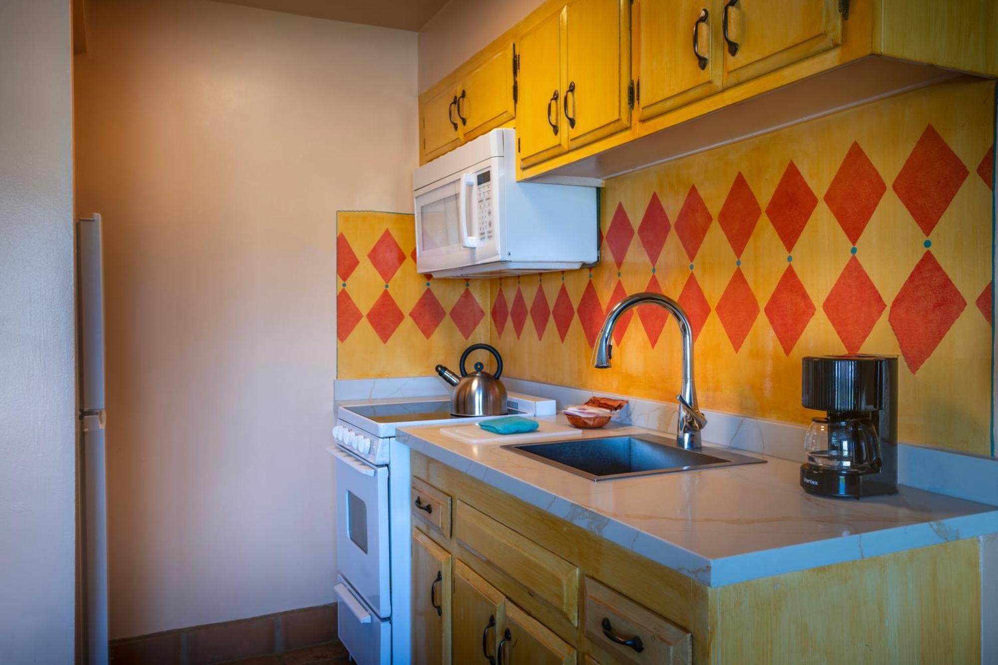 Pepper Tree Boutique Kitchen - Hotel 3*