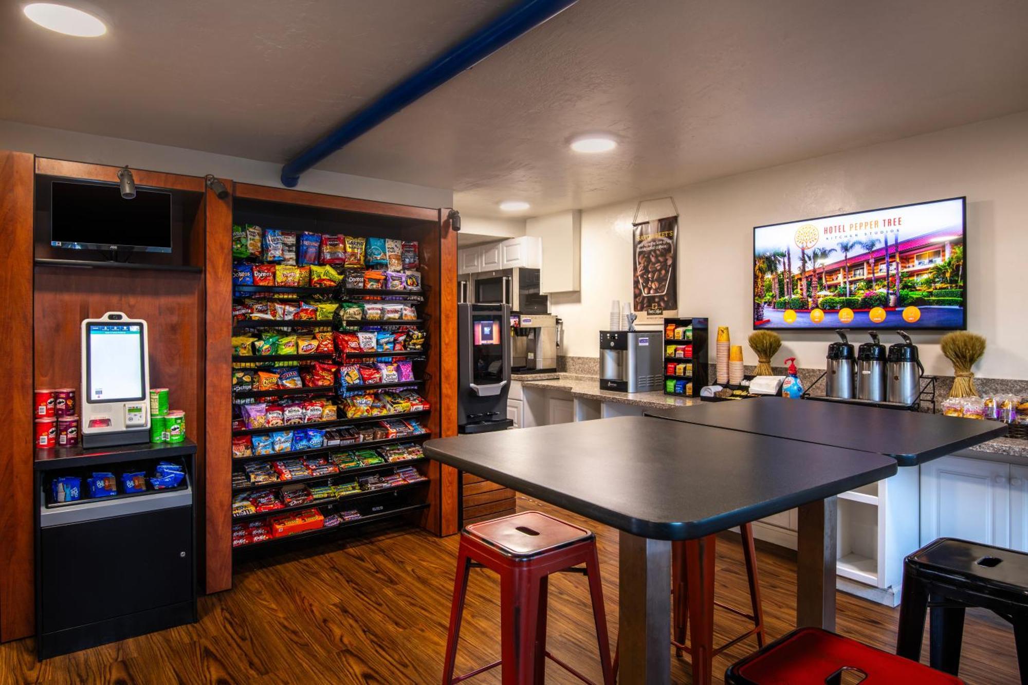 Pepper Tree Boutique Kitchen - Hotel
