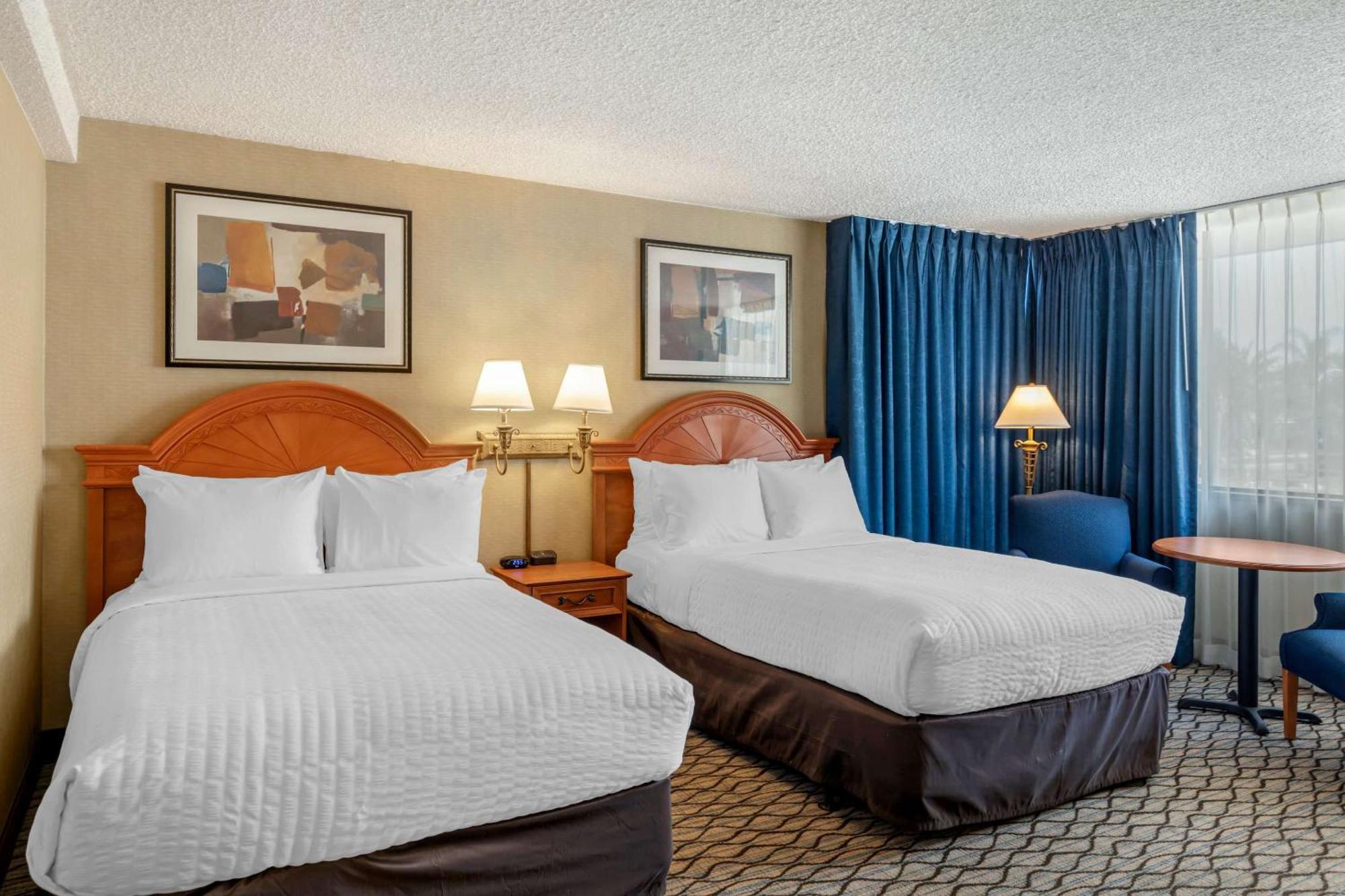 Clarion 3* Anaheim
