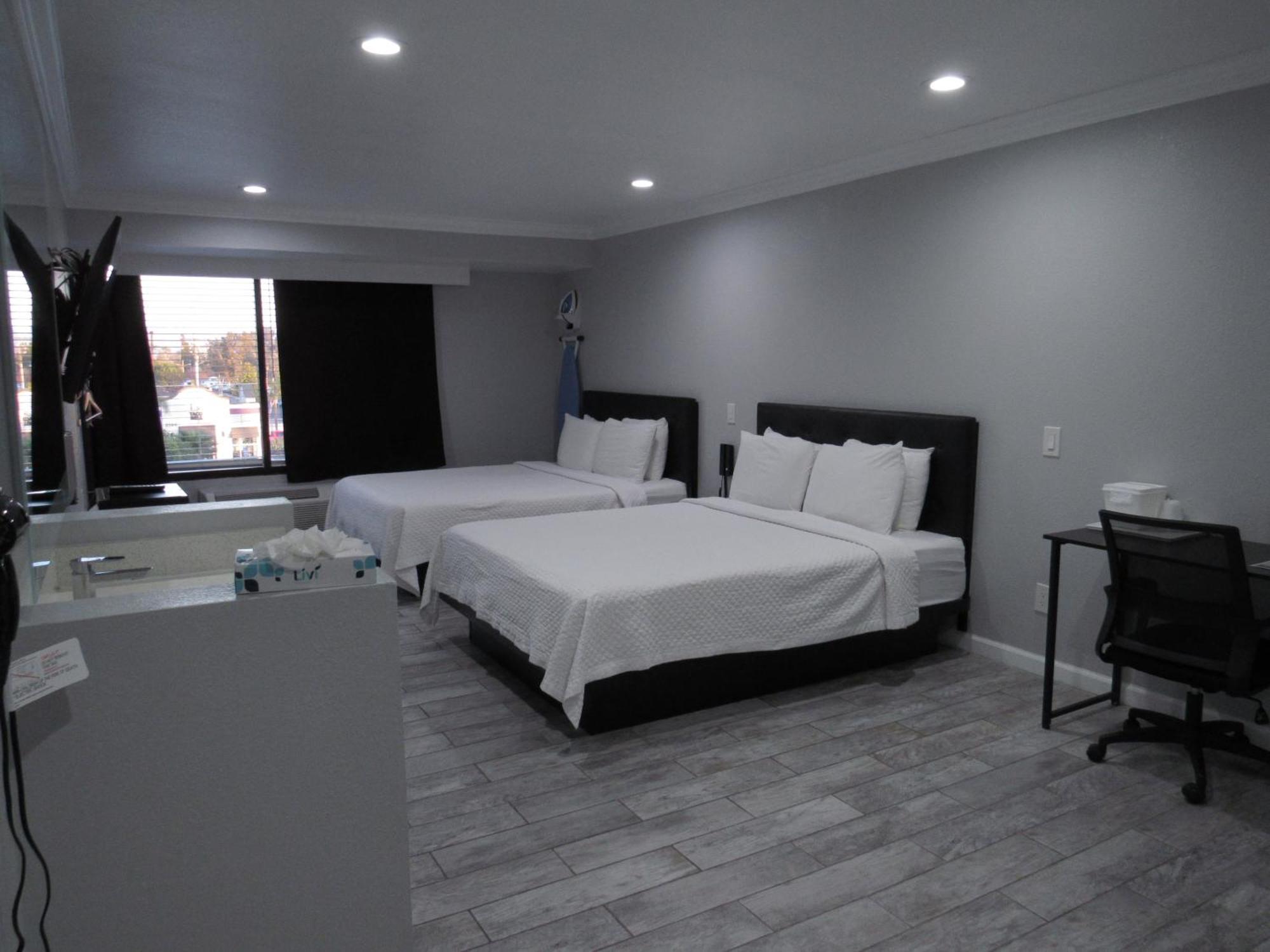 Capri Hotel Anaheim