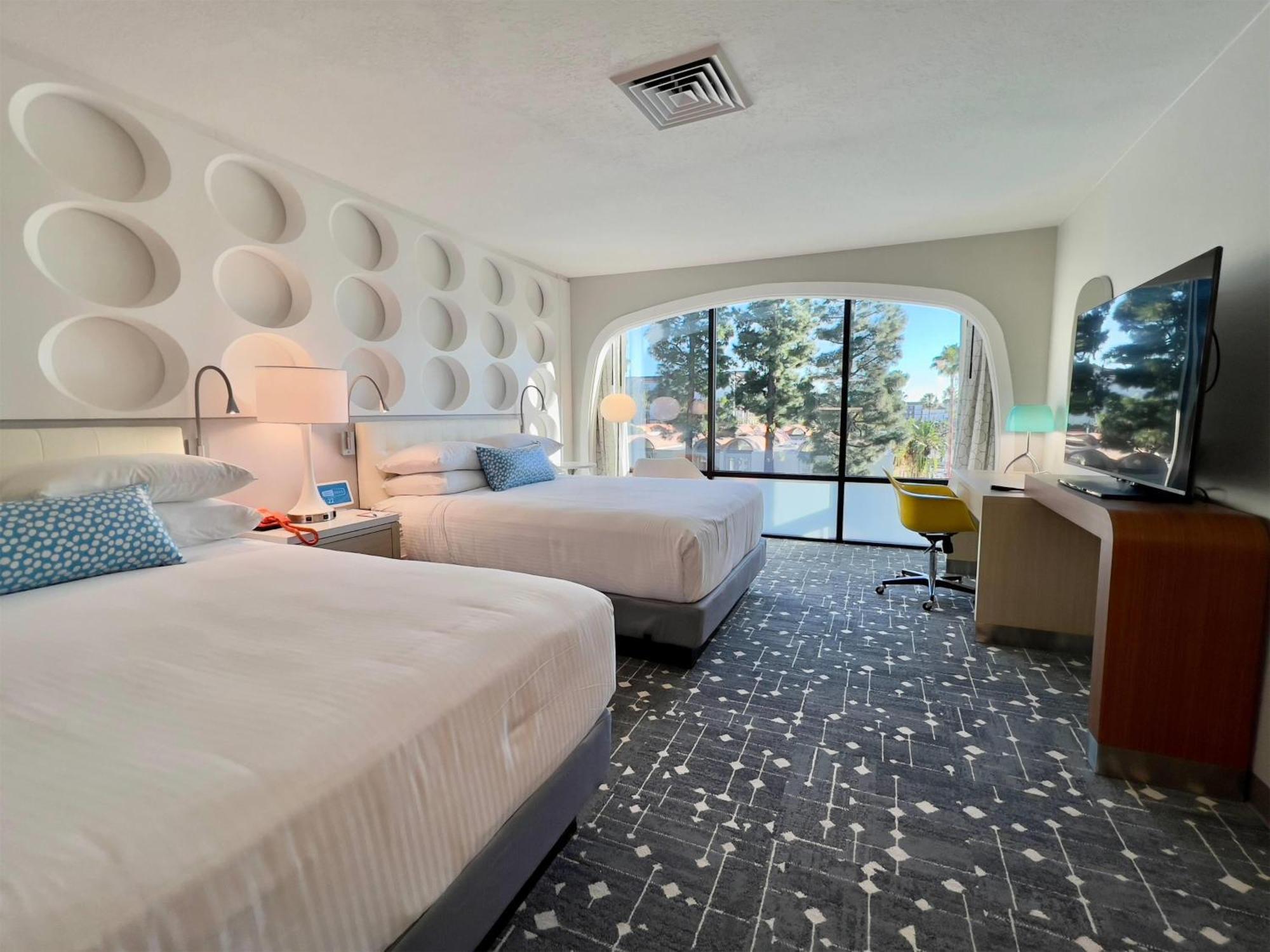 Howard Johnson By Wyndham & Water Playground