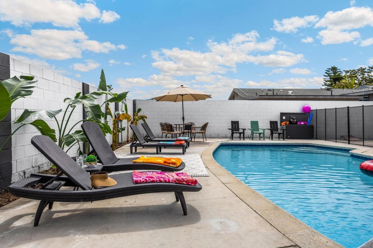Villa Stylish 5 Bedroom With Pool Near - Luxury Family Retreat *