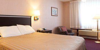Hotel Brookhurst Plaza 3*
