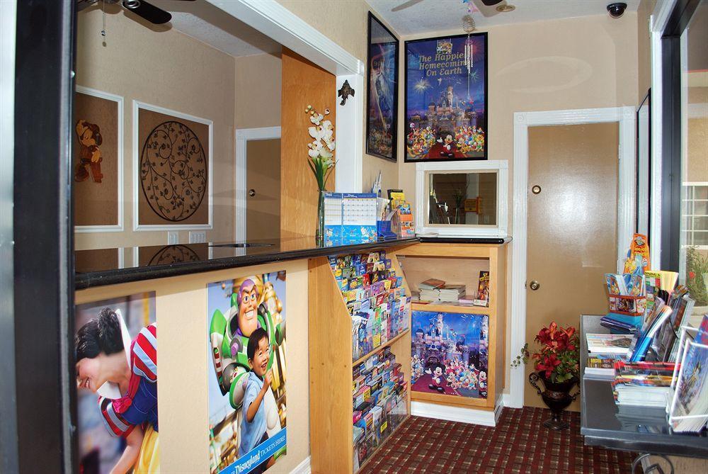 Budget Near Disneyland Drive 2*