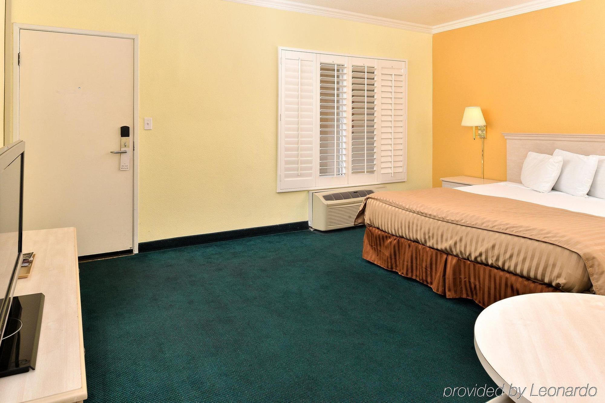 Americas Value & Hotel Anaheim