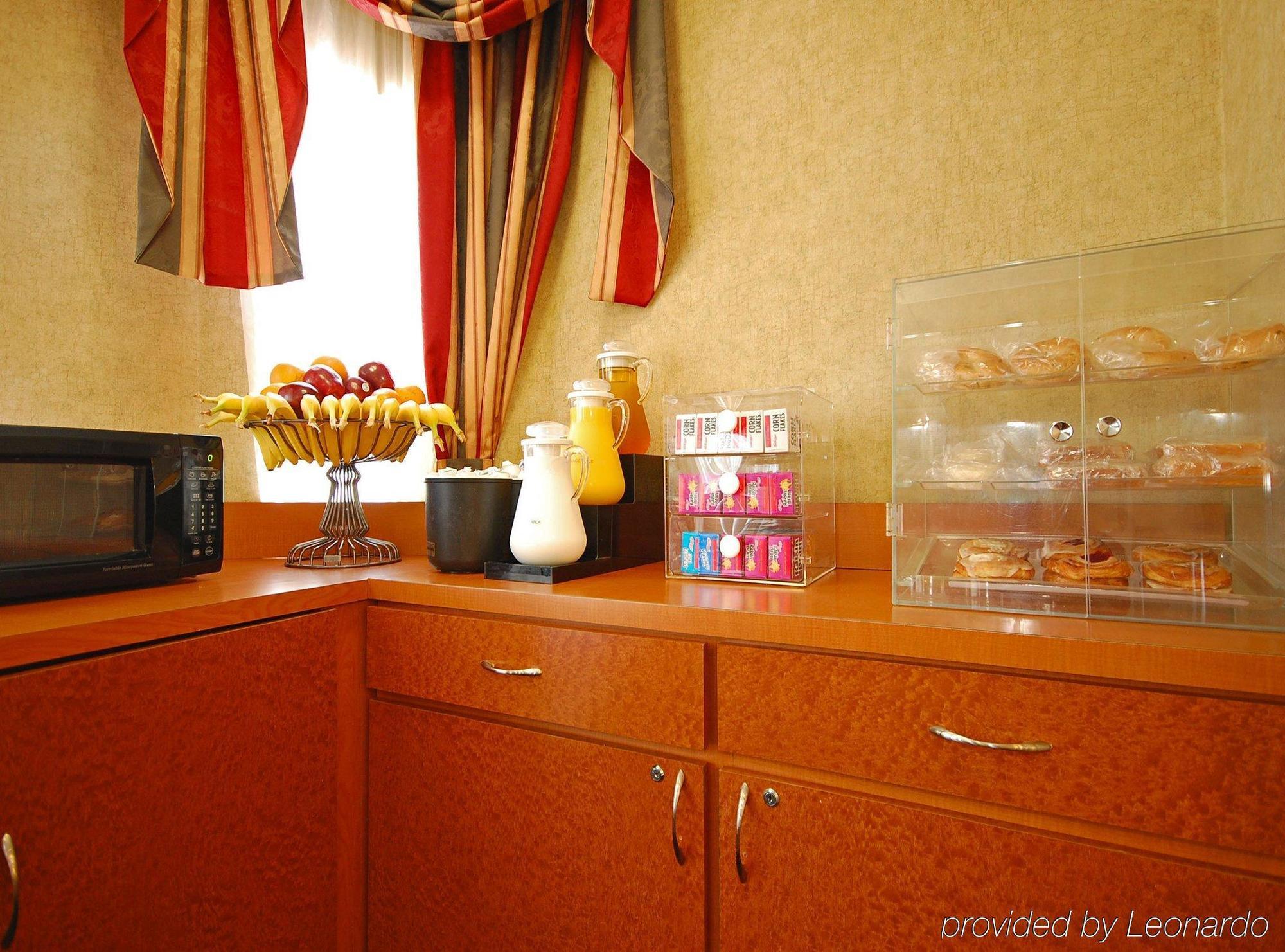 Western Courtesy - At The Park 3* Anaheim