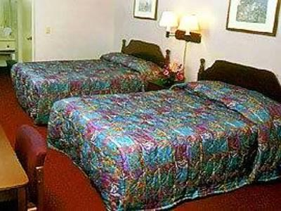 Castle And Hotel 3*