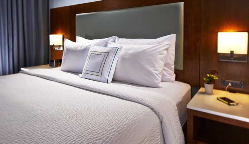 Hotel Springhill By Marriott At Area/convention Center