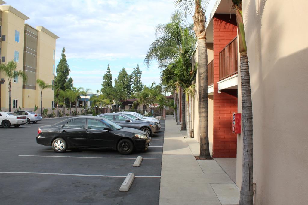 Hotel Budget Near Disneyland Drive Anaheim