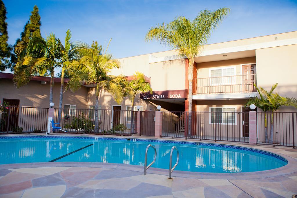 Budget Near Disneyland Drive