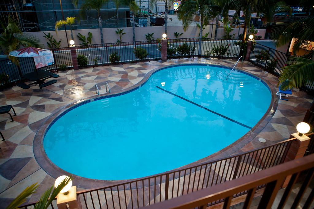 Budget Near Disneyland Drive 2* Anaheim
