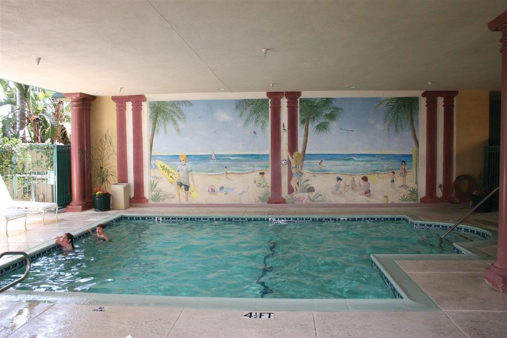Peacock Resort 3*