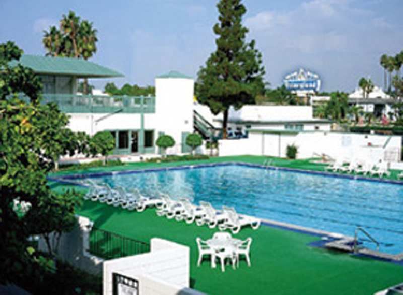 Anaheim Hotel 3*