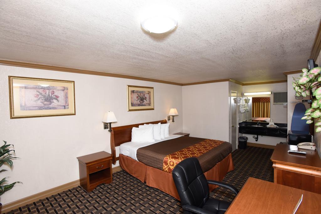 Best Budget 2* Anaheim
