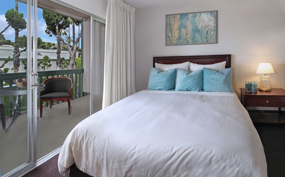 Anaheim Hotel 3*