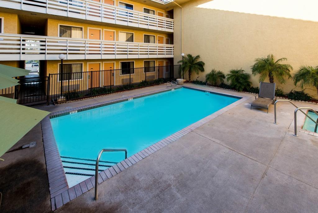 Hotel 6-anaheim, Ca